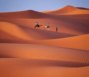 camel trek from marrakech to fes